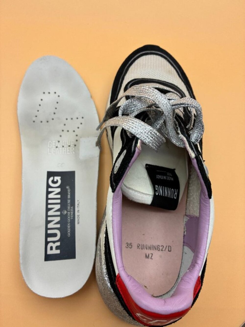GOLDEN GOOSE Women's Superstar White & Black Leather Glitter Star Sneakers EU 35 - Picture 16 of 16